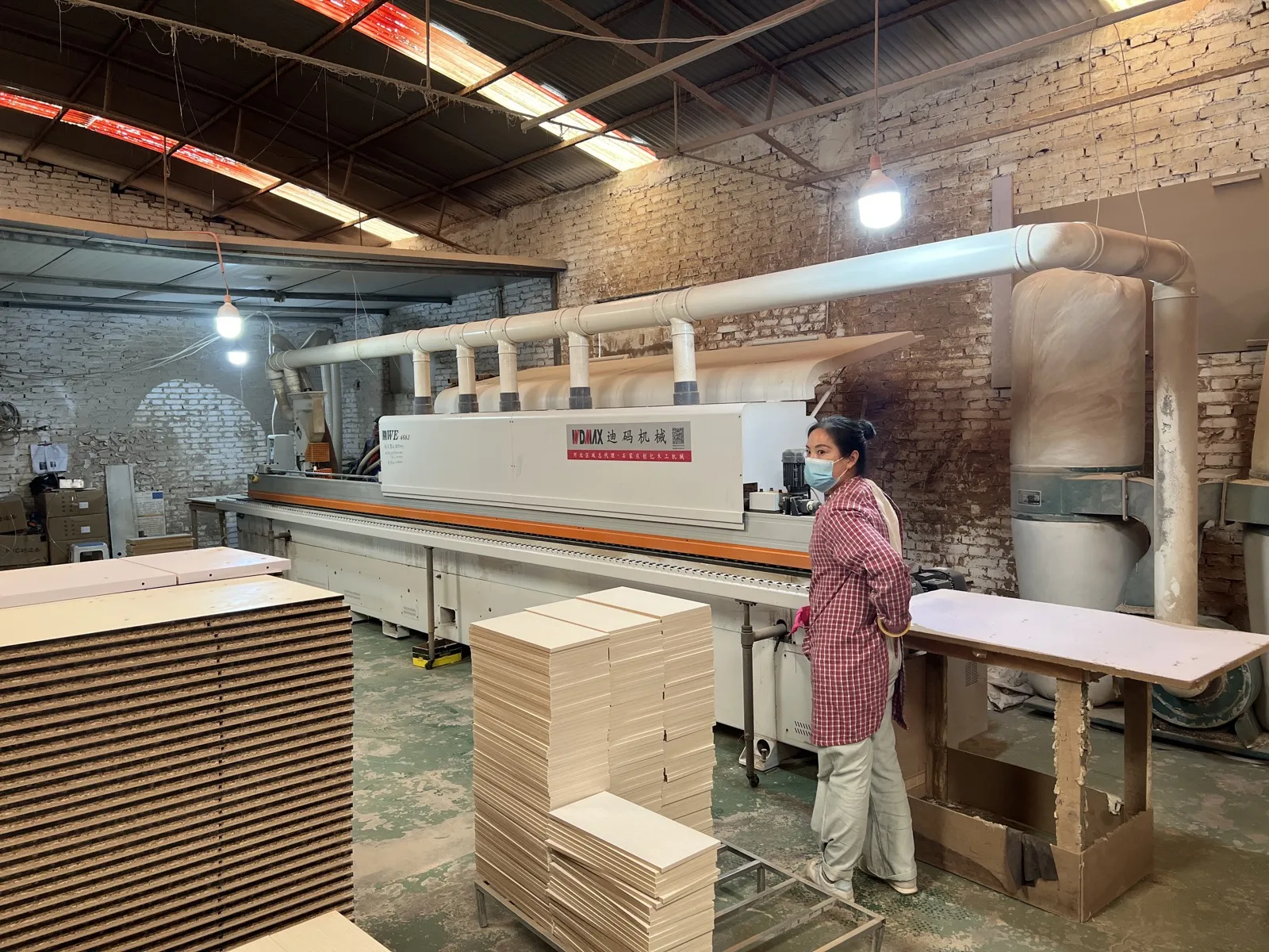 Bedroom storage panel production equipment